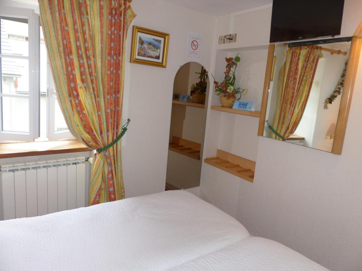 Hotel Logis Auberge De L'Isard Saint-Lary  Bagian luar foto