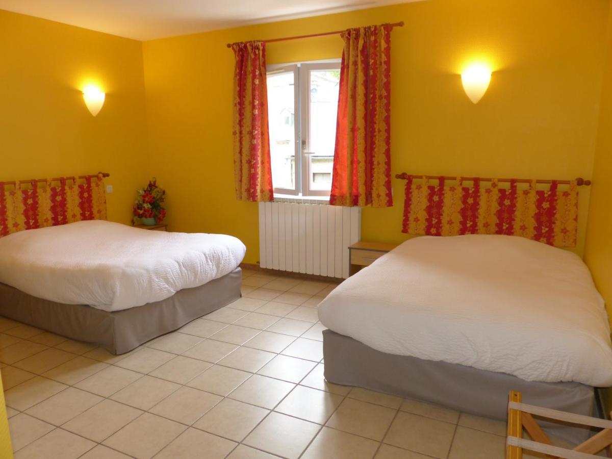 Hotel Logis Auberge De L'Isard Saint-Lary  Bagian luar foto