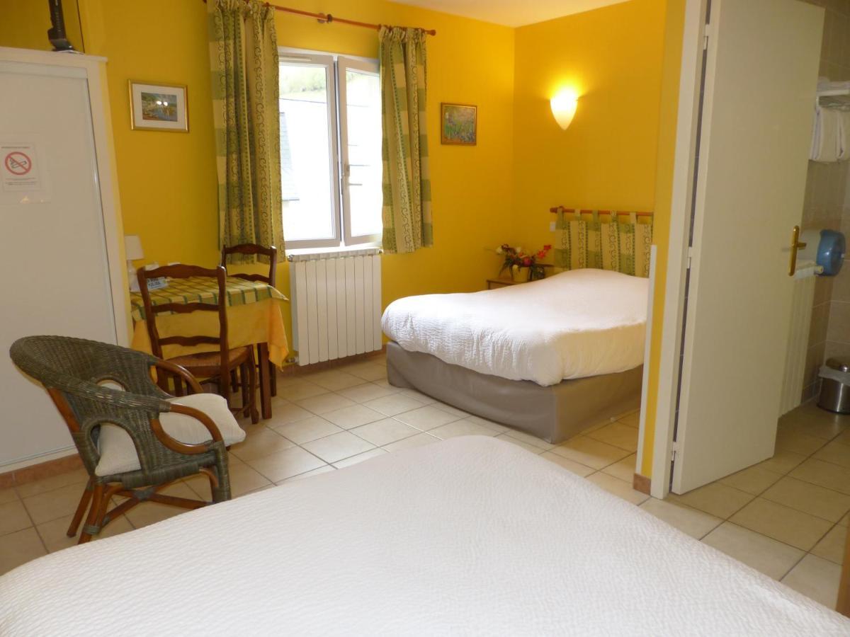 Hotel Logis Auberge De L'Isard Saint-Lary  Bagian luar foto