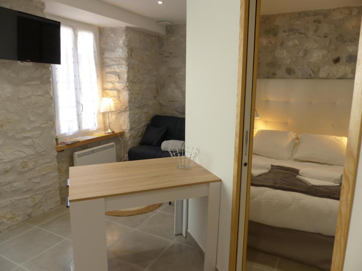 Hotel Logis Auberge De L'Isard Saint-Lary  Bagian luar foto